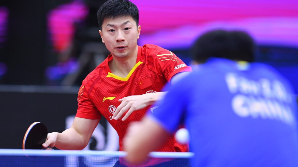 现了与球队 现了与球队