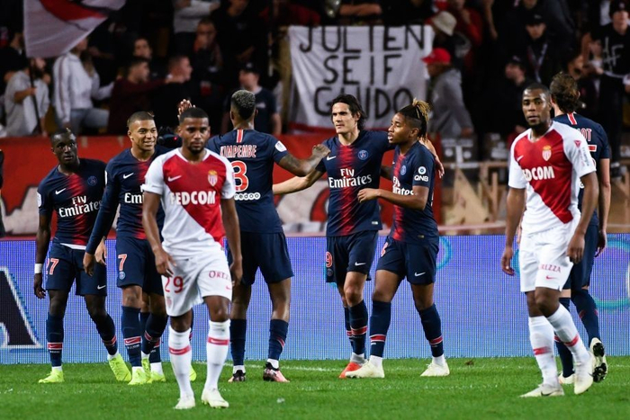 也可能是戴 也可能是戴